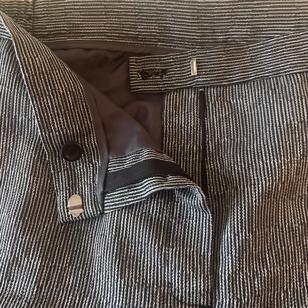 Beautifully tailored, completely lined striped black & white pants. Size 20W.